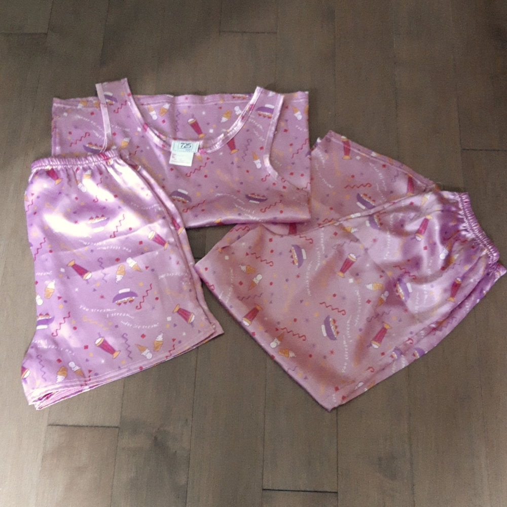 🇨🇦***3 Pieces Pajama / Made in Canada